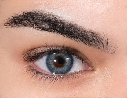 Lentilles de couleur bleue, Le Saphir