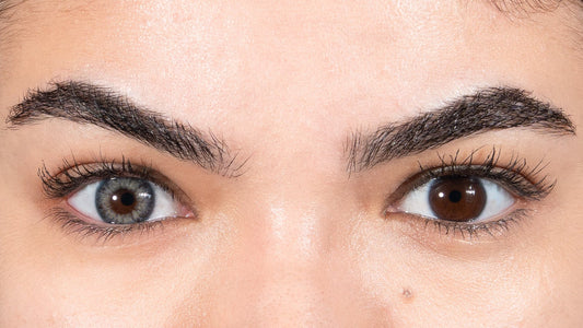 Lentilles de couleur bleu irisé, Le Diamant Bleu